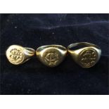 Three 18ct gold rings (20.8g)