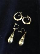 Two pairs of 9ct gold earrings (4.2g)