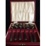 Boxed set of six silver teaspoons hallmarked Sheffield 1964 (77.1g)