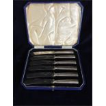 Boxed set of six silver handled tea knives