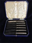 Boxed set of six silver handled tea knives