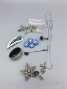 A small selection of silver and gold jewellry