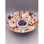 An Imari scalloped edged bowl