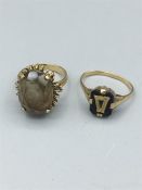 Two 9ct gold rings (Total Weight 7.5g)