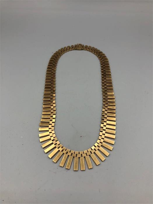 A 9ct gold necklace (Total Weight 45g)