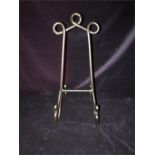 A small metal easel