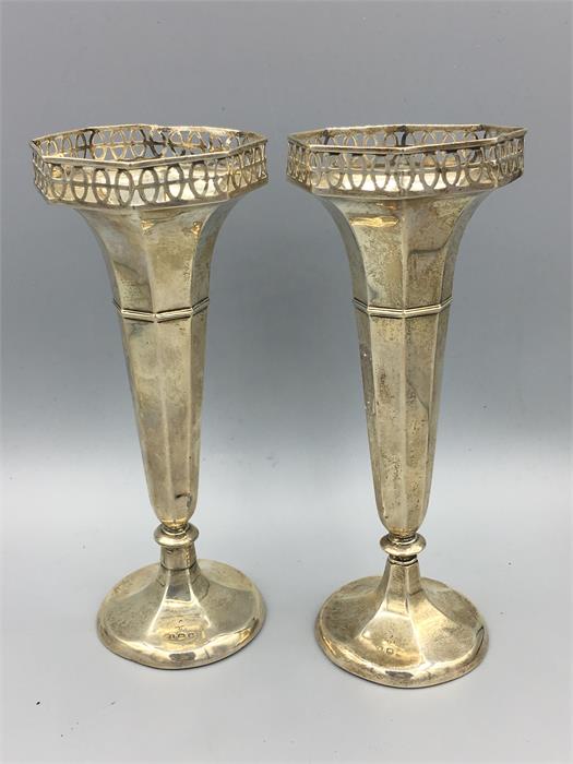 A Set of five silver graduated vases, hallmarked Birmingham 1915, makers mark HM, Henry Matthews. - Image 3 of 4