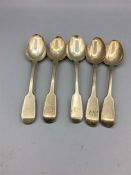 Fiver silver teaspoons London 1823, makers mark WC (121g)