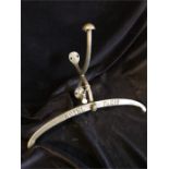 Hotel de Paris valet Hook