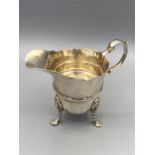 A silver cream jug, Late Victorian, Dublin hallmark (124g)