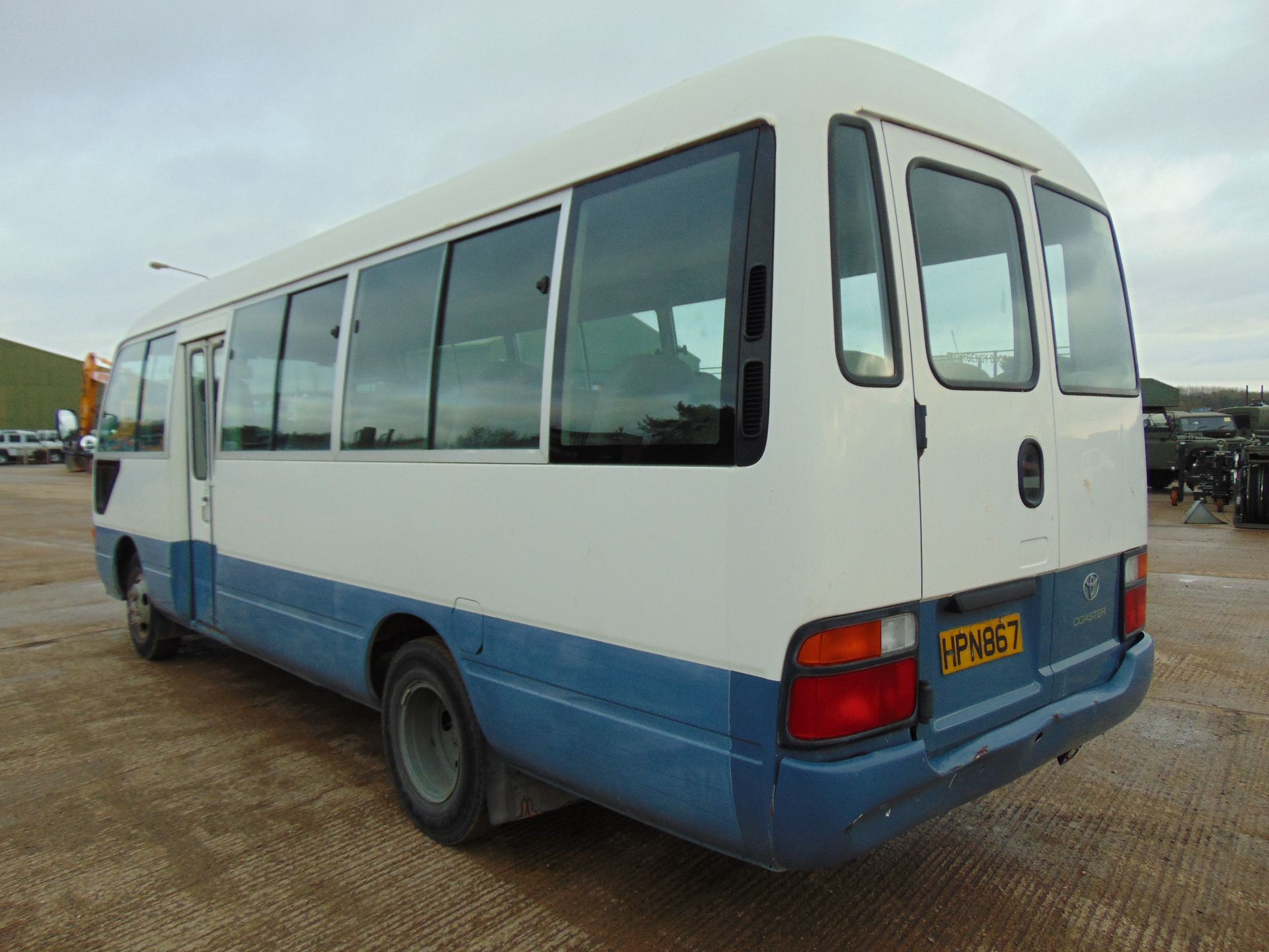 Toyota Coaster 21 seat Bus/Coach - Image 8 of 16