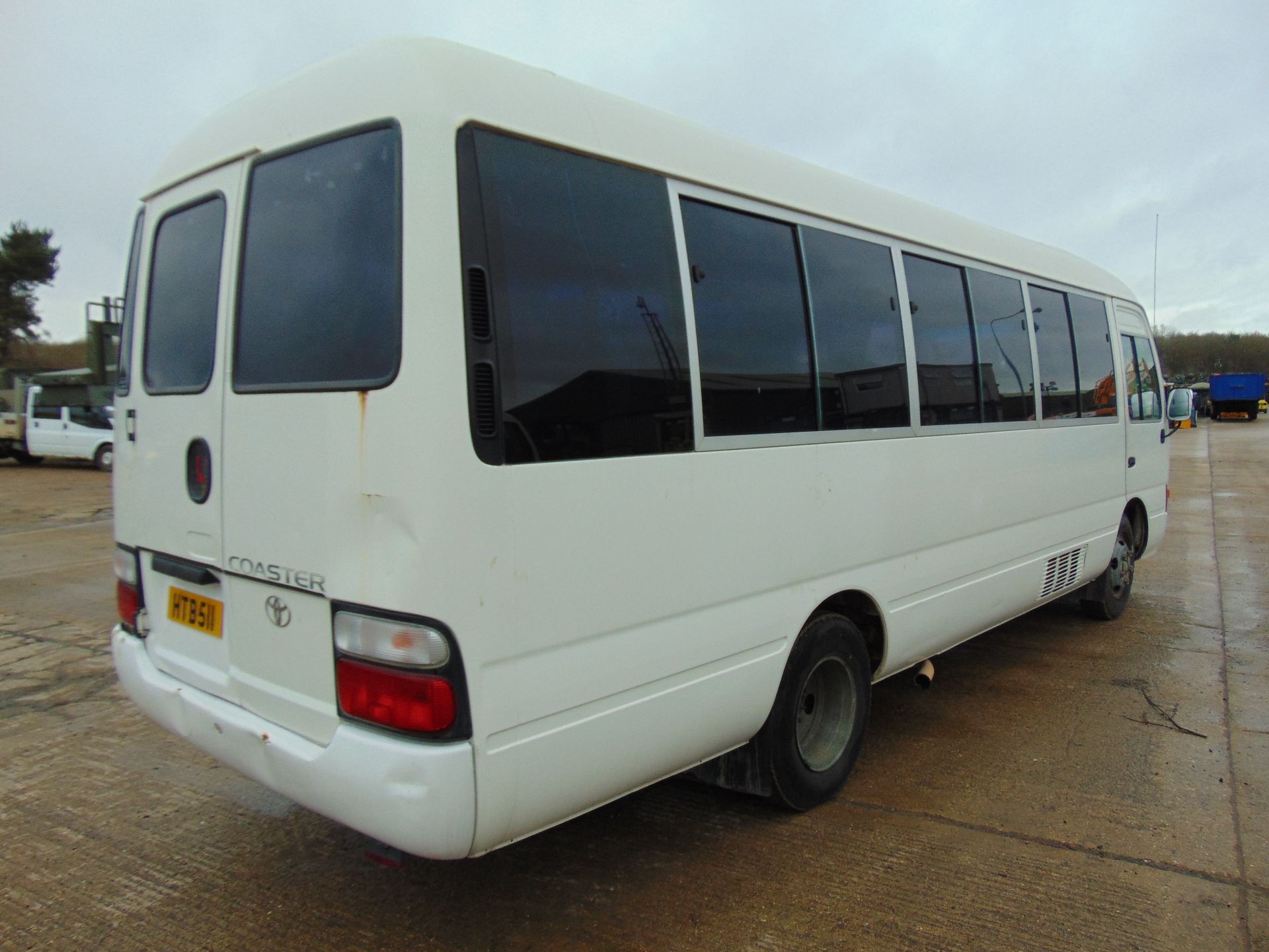 Toyota Coaster 21 seat Bus/Coach - Image 6 of 15