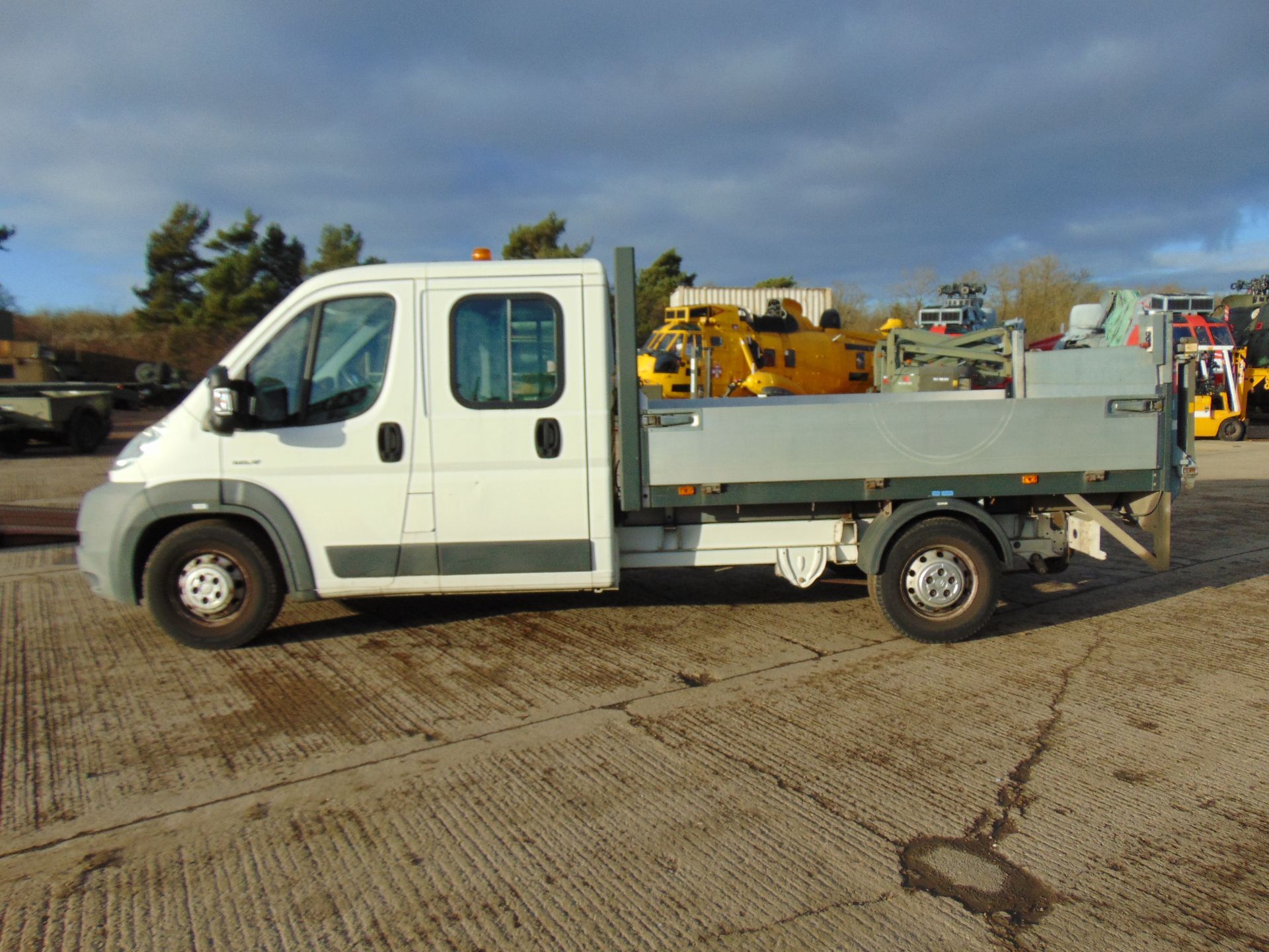 Citroen Relay 7 Seater Double Cab Dropside Pickup - Image 4 of 19