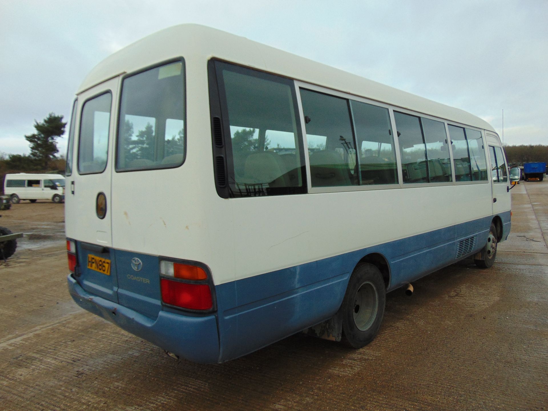 Toyota Coaster 21 seat Bus/Coach - Image 6 of 16