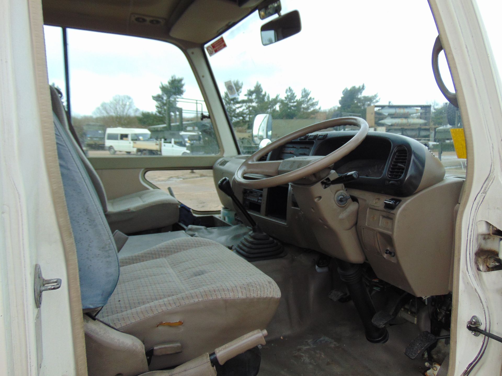 Toyota Coaster 21 seat Bus/Coach - Image 11 of 16