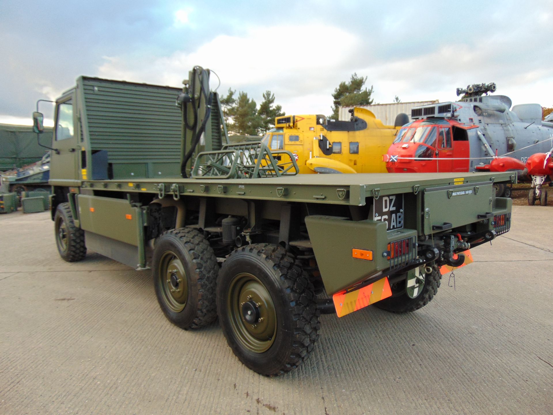 Ex Reserve Left Hand Drive Mowag Bucher Duro II 6x6 Crane Truck - Image 5 of 20