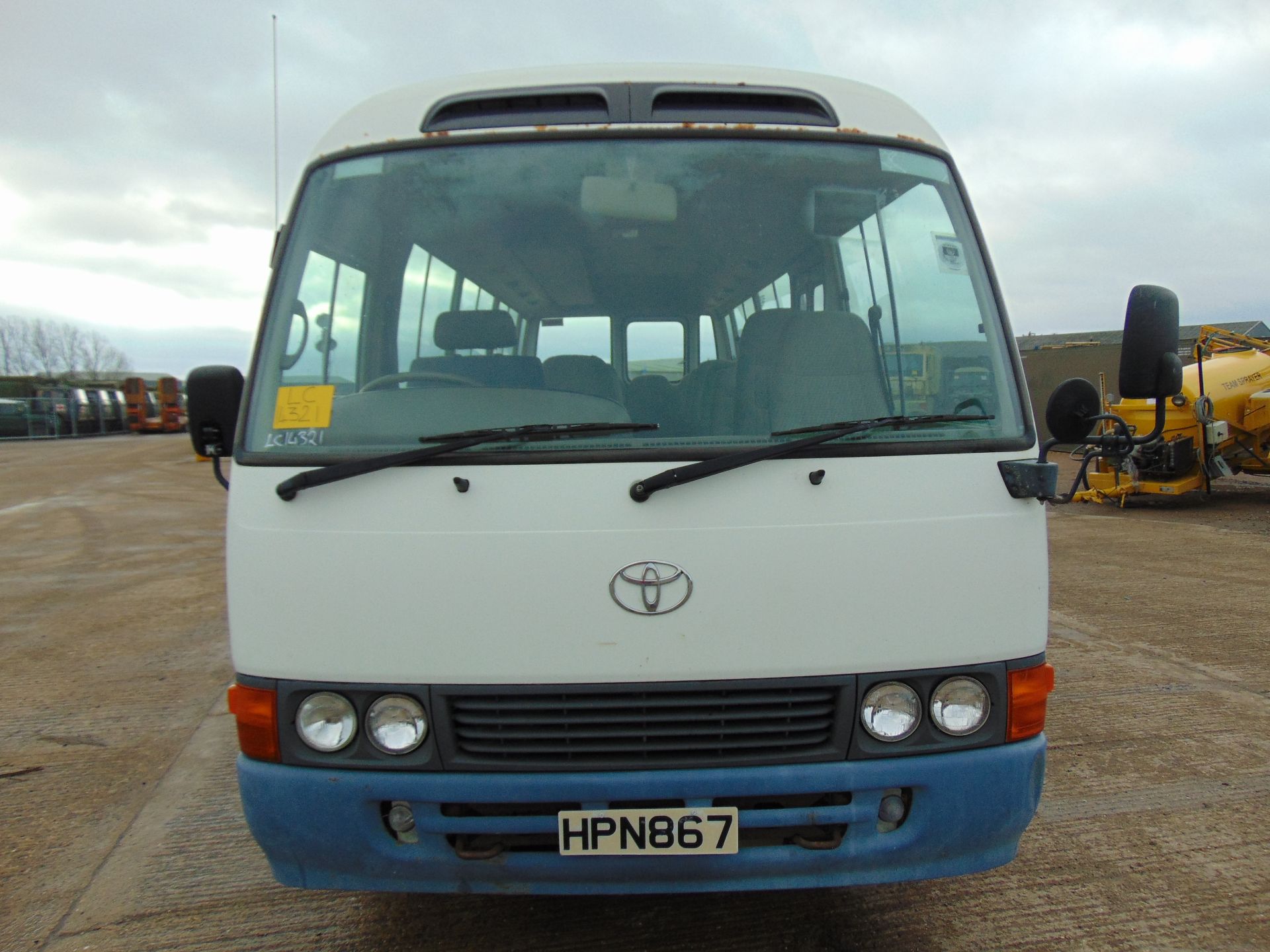 Toyota Coaster 21 seat Bus/Coach - Image 2 of 16