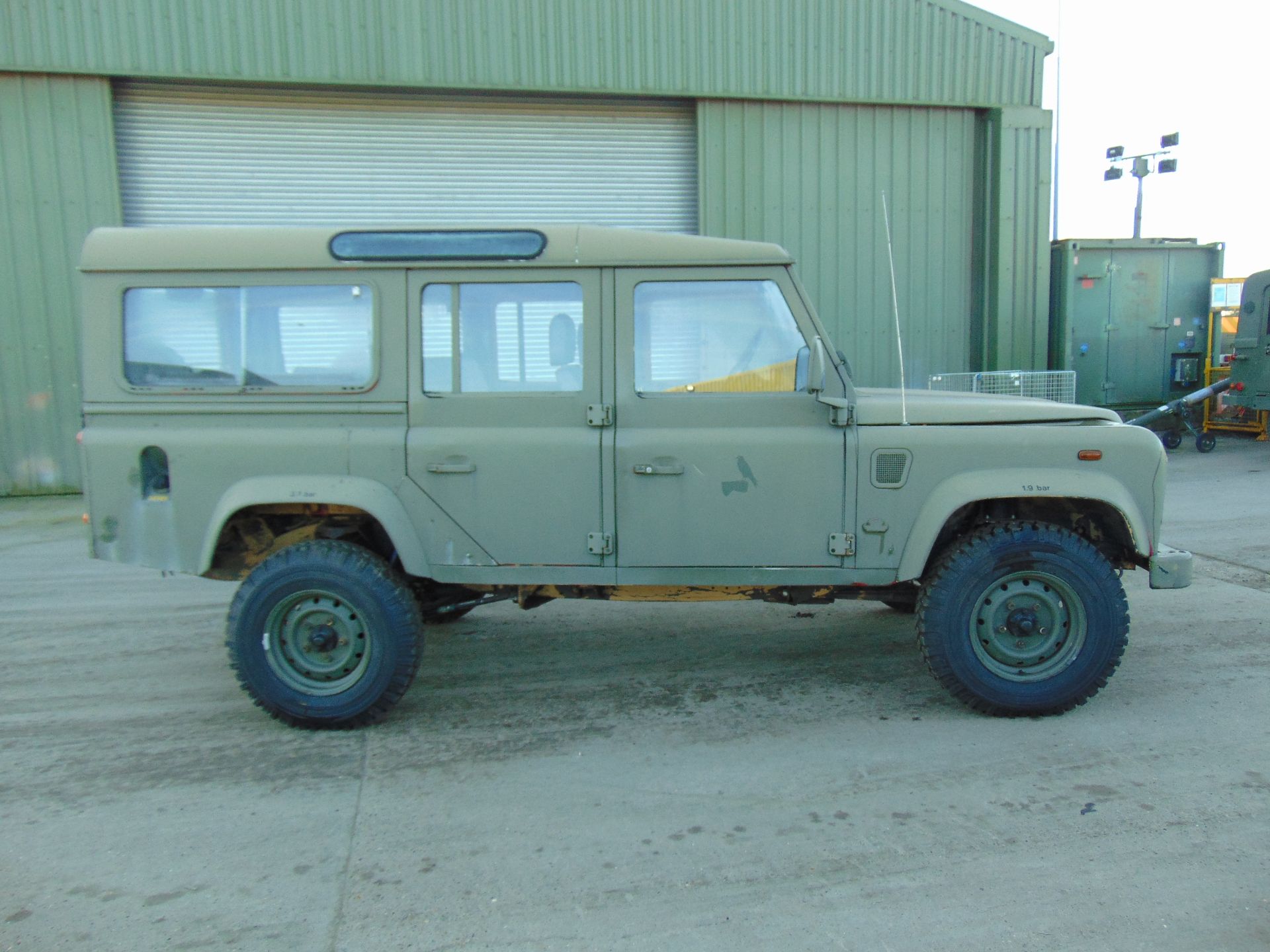 Land Rover 110 TD5 Station Wagon - Image 5 of 20