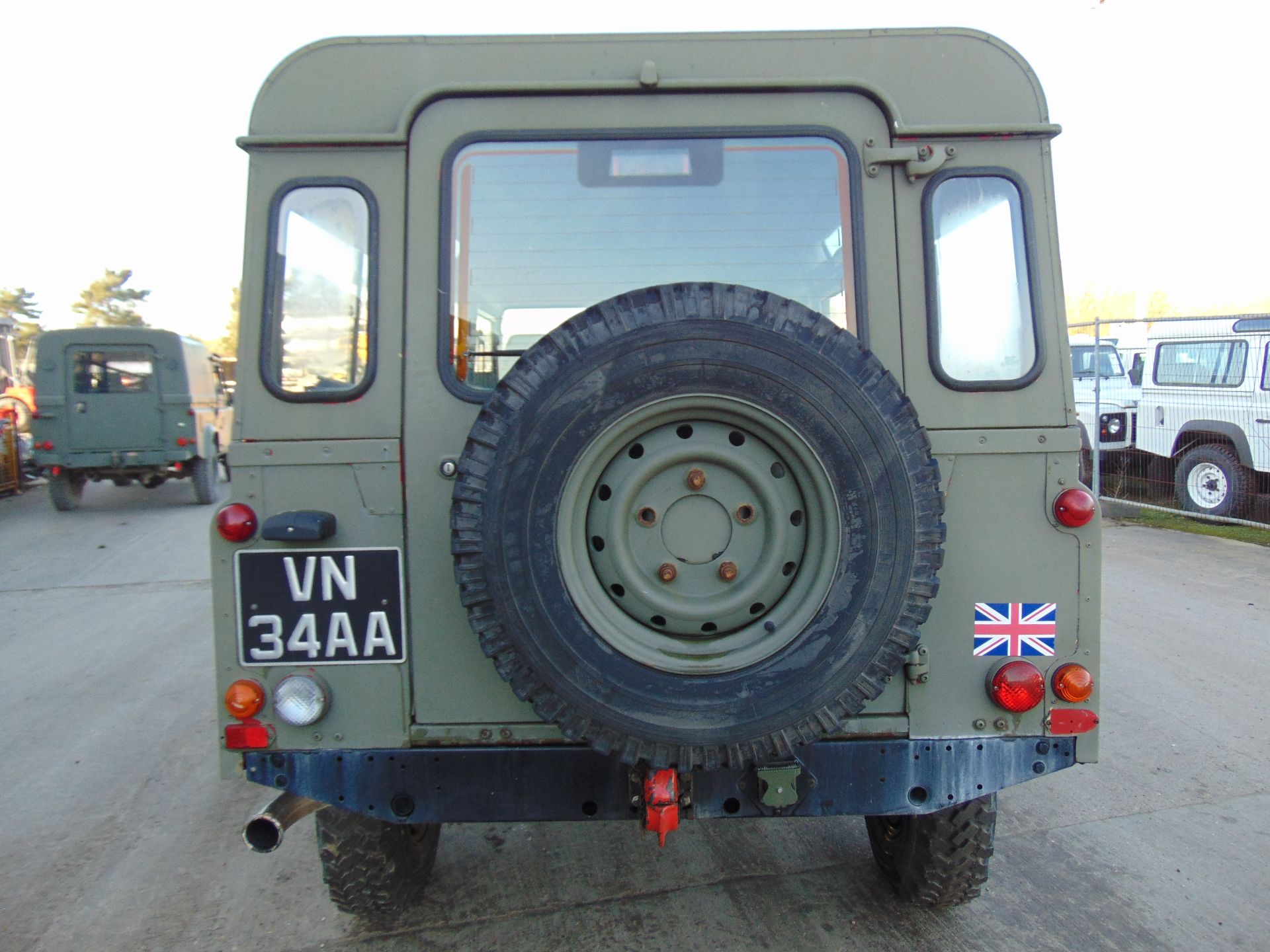Land Rover 110 TD5 Station Wagon - Image 7 of 20