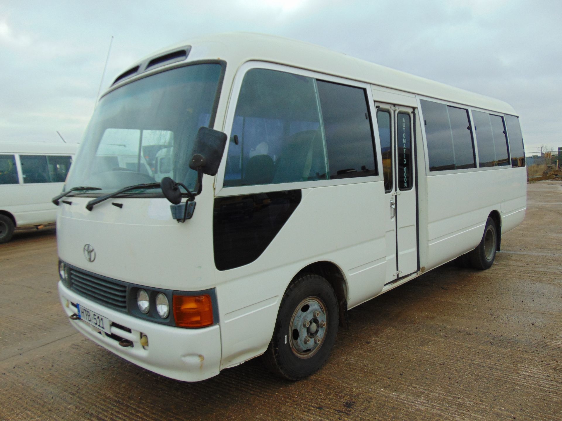 Toyota Coaster 21 seat Bus/Coach - Image 3 of 15