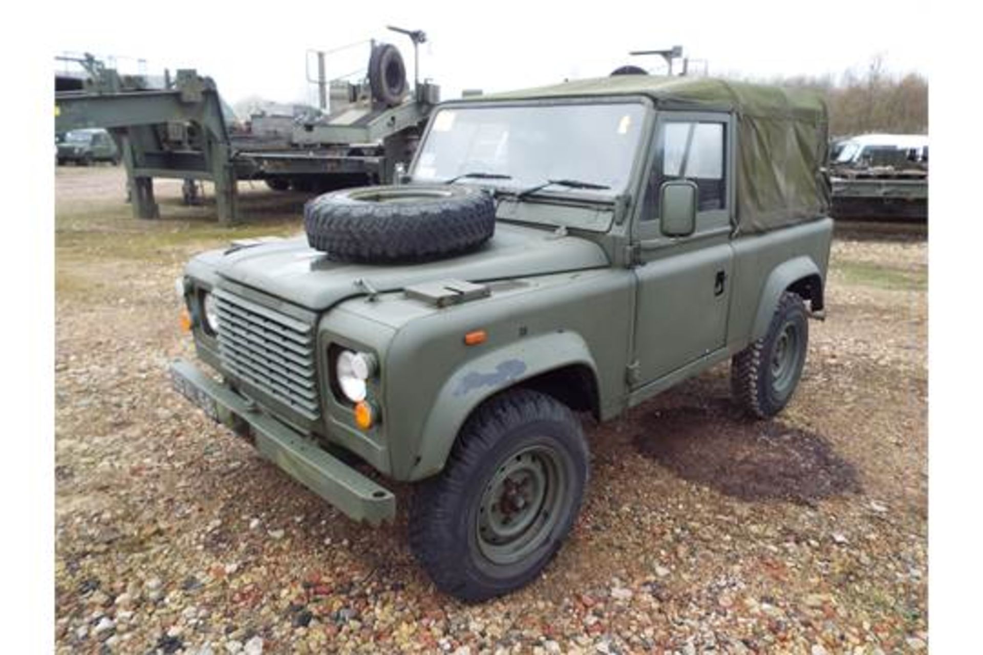 Land Rover Defender 90 Soft Top - Bild 3 aus 22