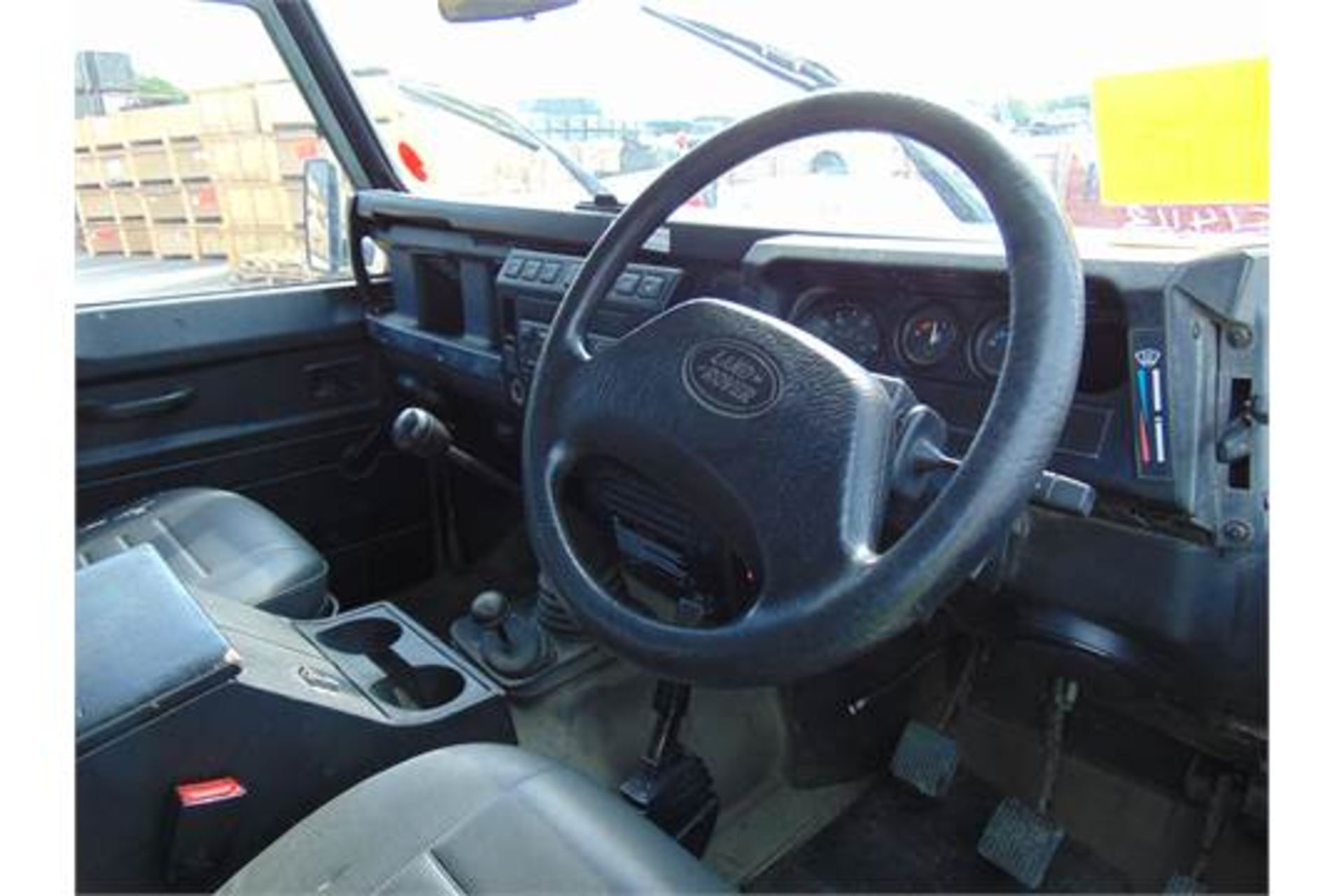 Land Rover Defender 130 TD5 Double Cab Pick Up - Image 10 of 17