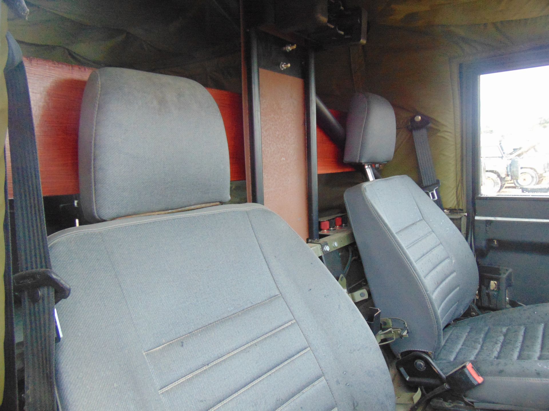 Land Rover Defender 110 Winterised Hard Top - Image 12 of 25