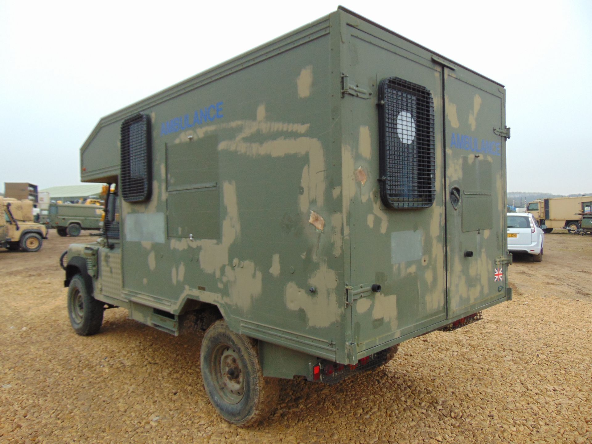 Military Specification Land Rover Wolf 130 ambulance - Image 8 of 17