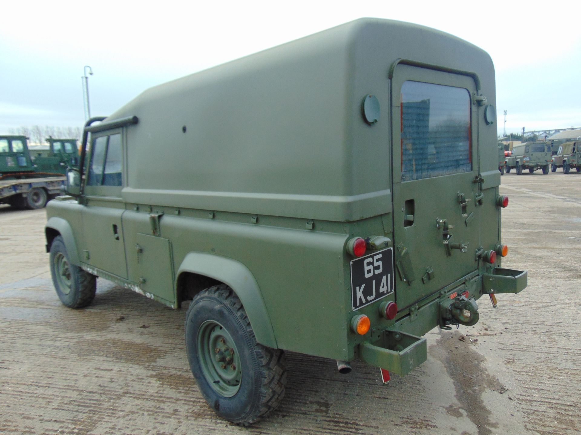 Land Rover Defender TITHONUS 110 Hard Top - Image 8 of 19