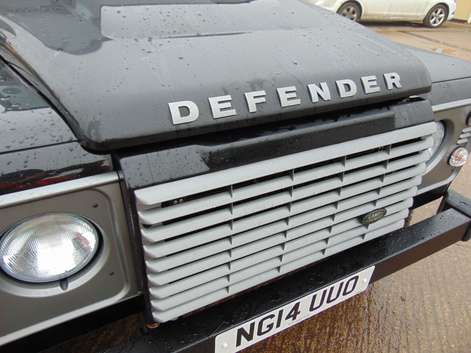 2014 Land Rover DEFENDER 90 2.2d XS - Image 19 of 21