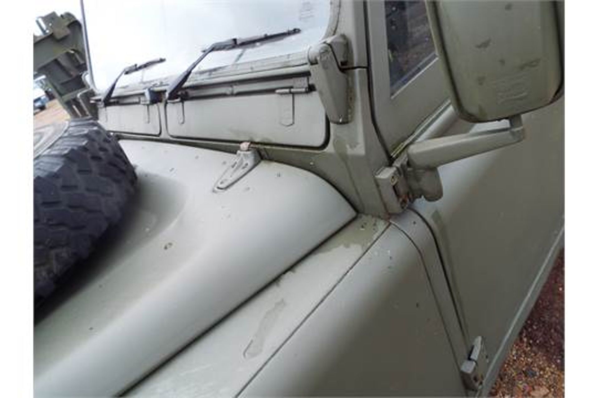 Land Rover Defender 90 Soft Top - Image 18 of 22