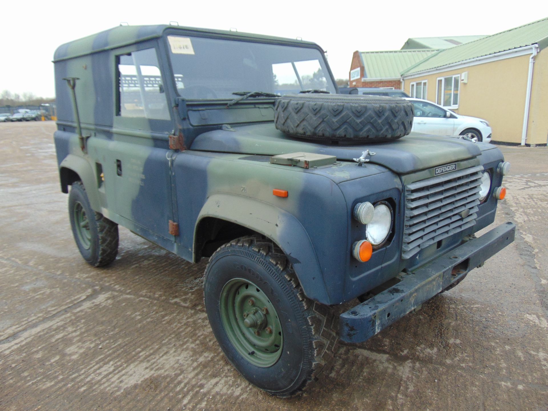 Land Rover Defender 90 Hard Top