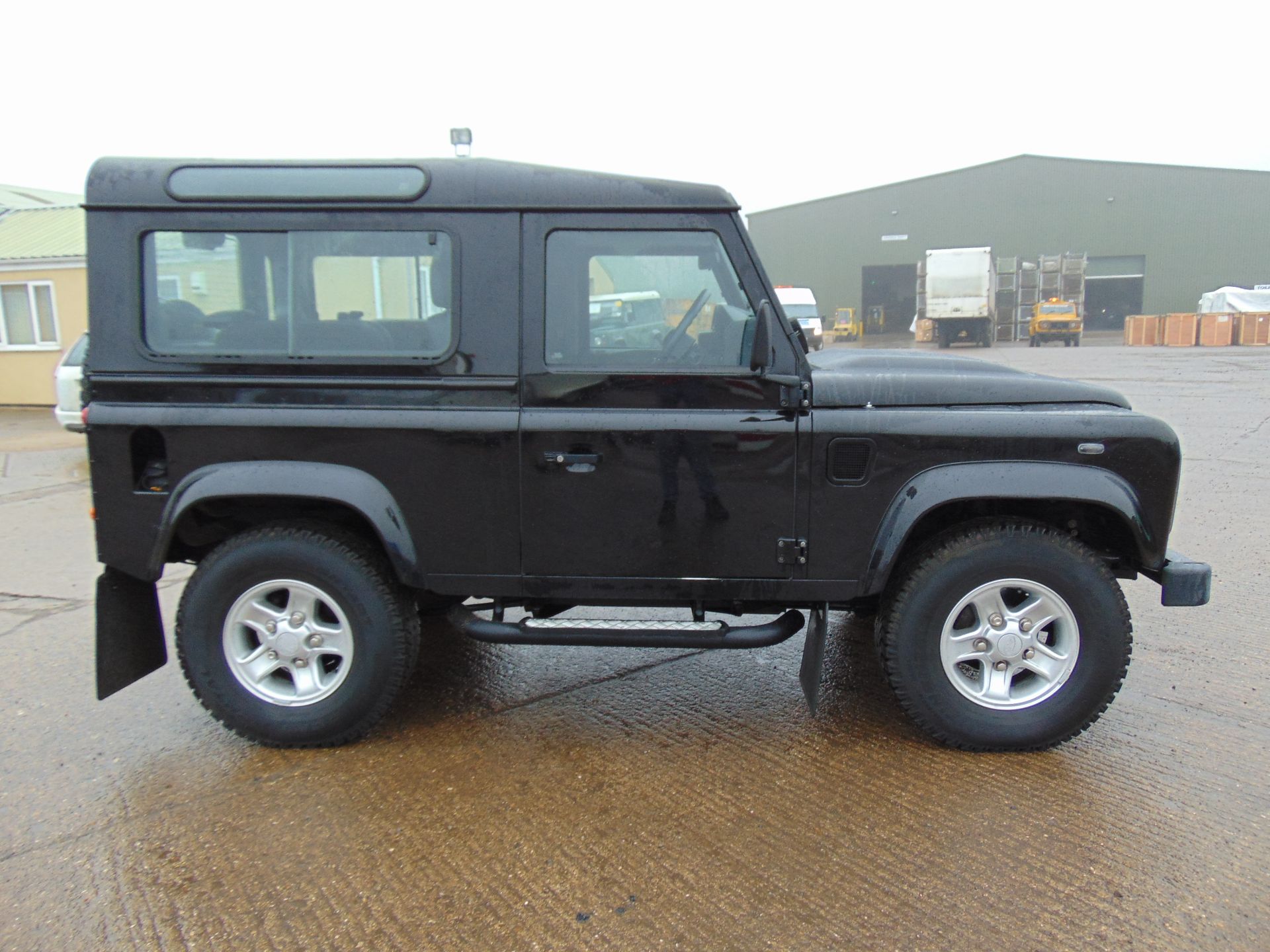 2014 Land Rover DEFENDER 90 2.2d XS - Image 5 of 21