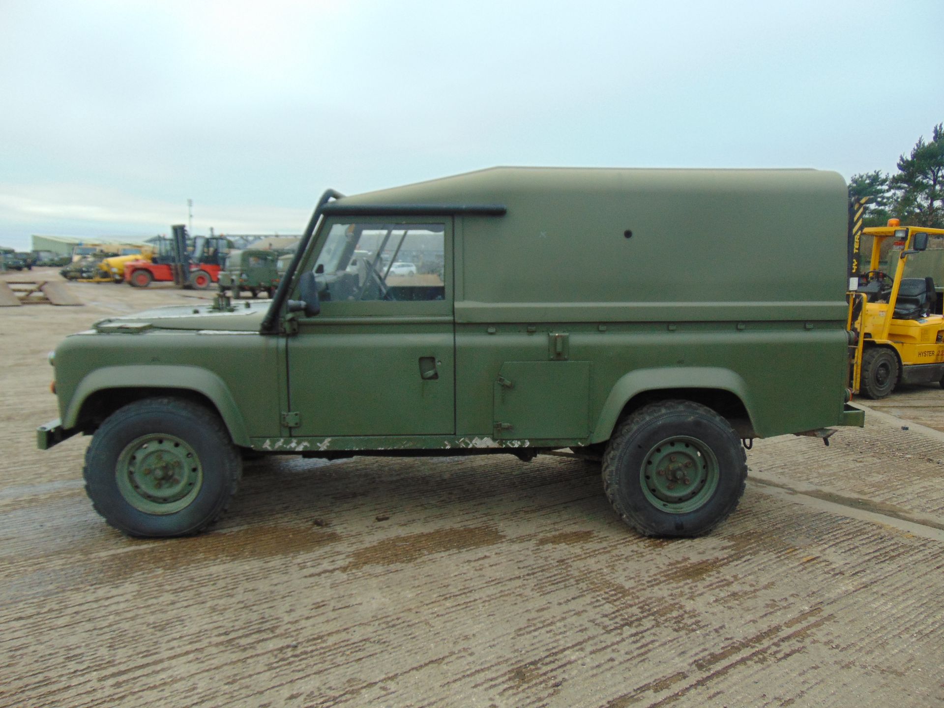 Land Rover Defender TITHONUS 110 Hard Top - Image 4 of 19