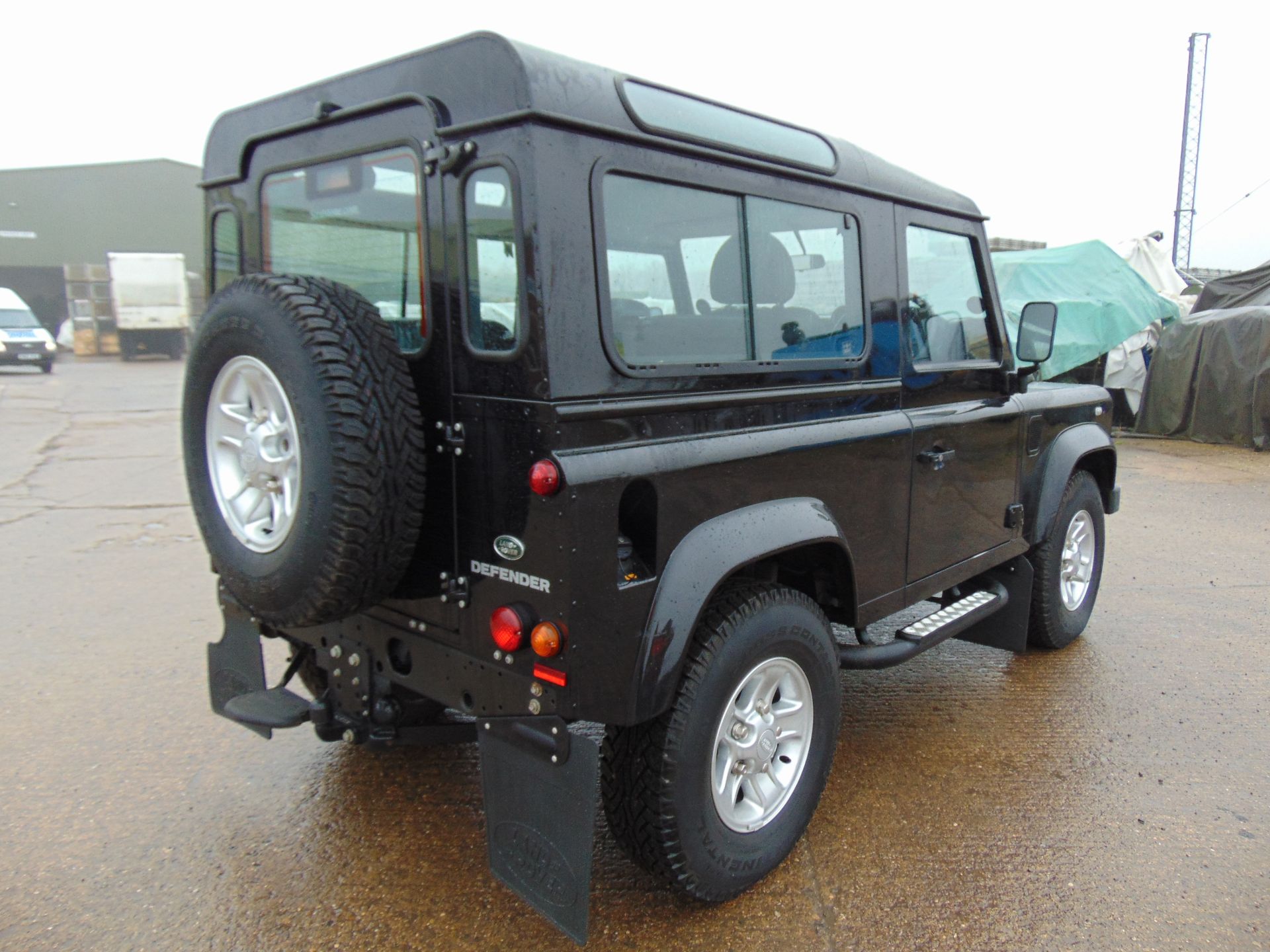 2014 Land Rover DEFENDER 90 2.2d XS - Image 6 of 21