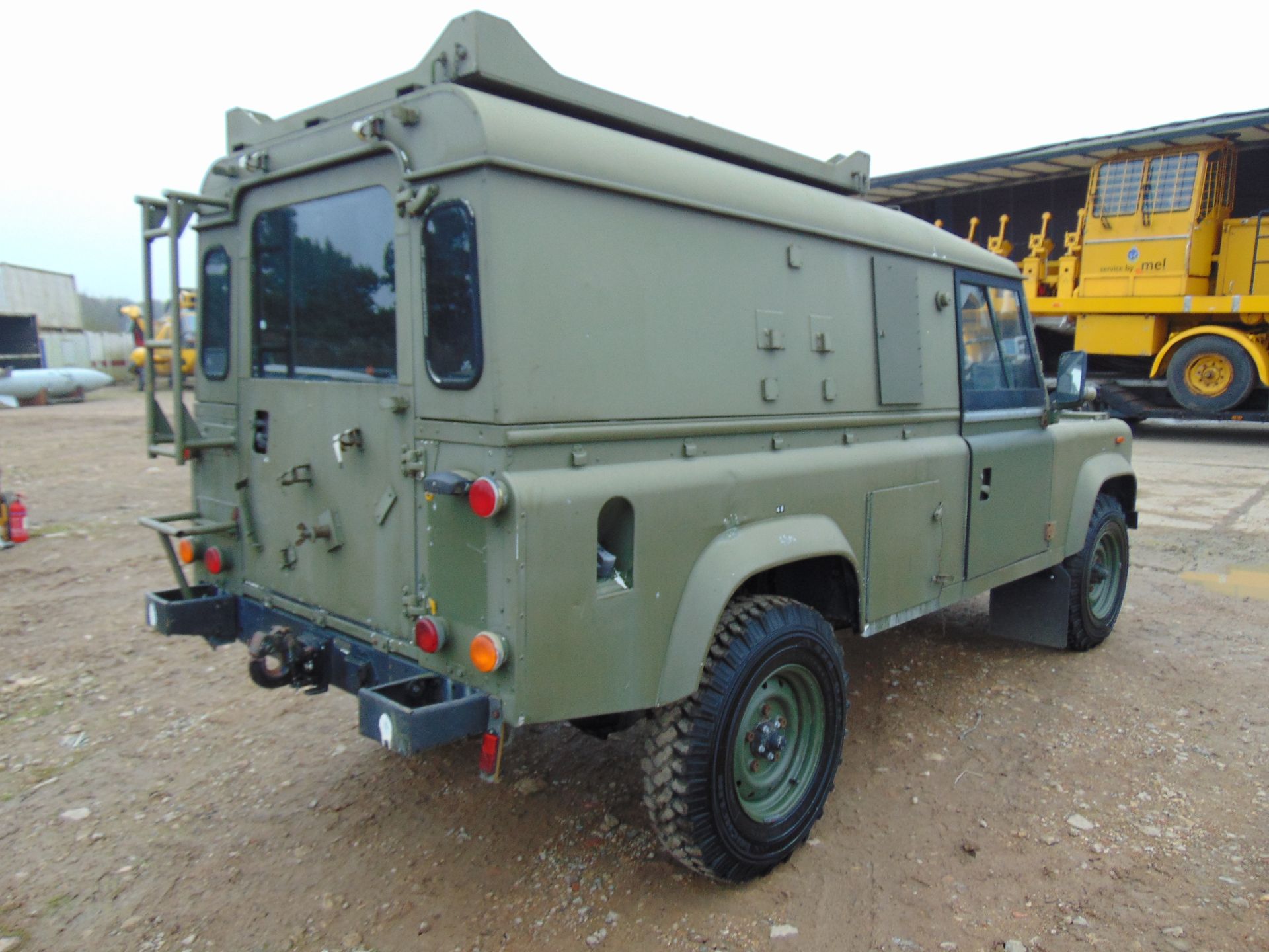 Ultra Rare Helisupport Land Rover 110 Hard Top - Image 6 of 23