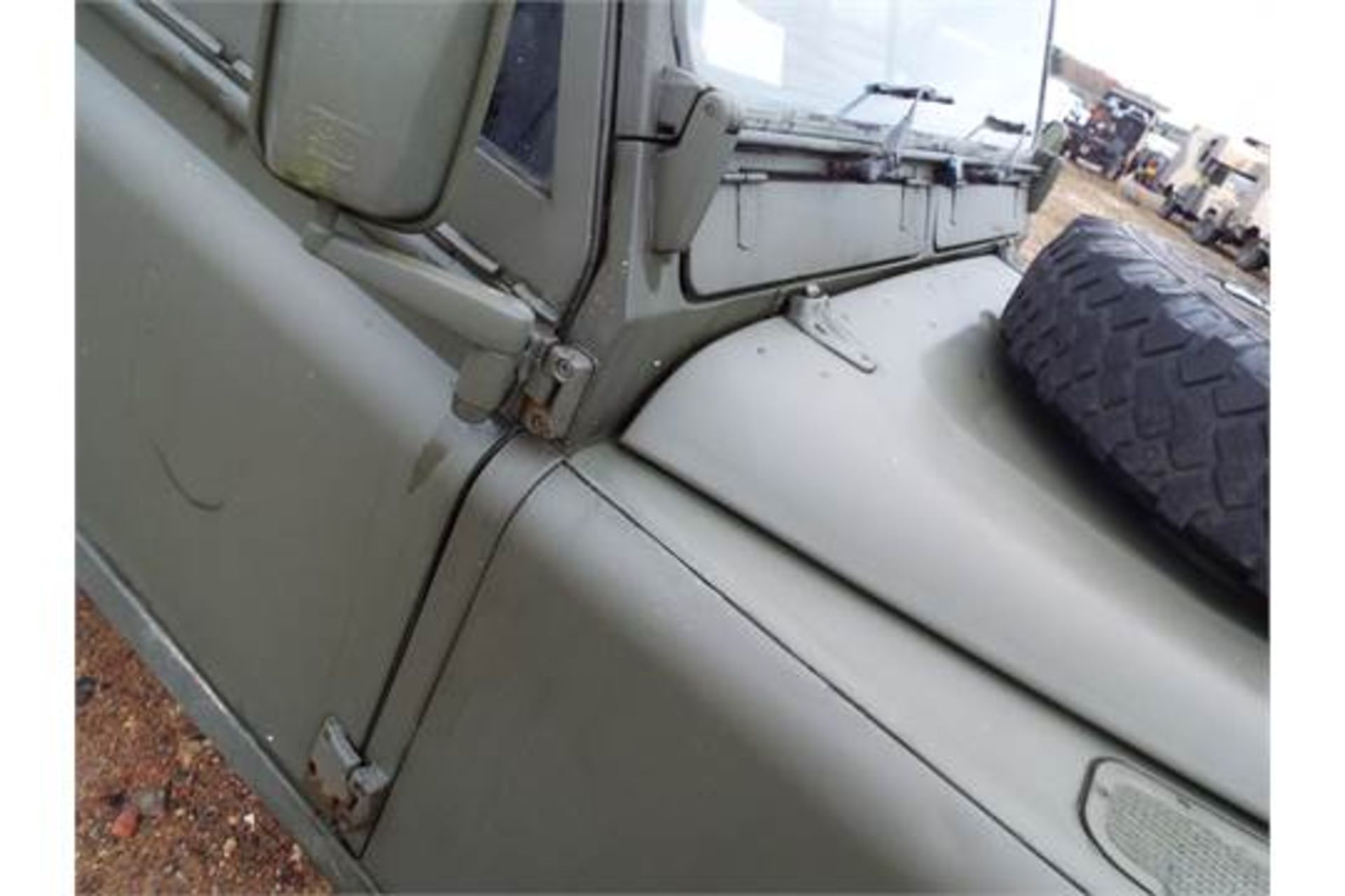 Land Rover Defender 90 Soft Top - Bild 17 aus 22