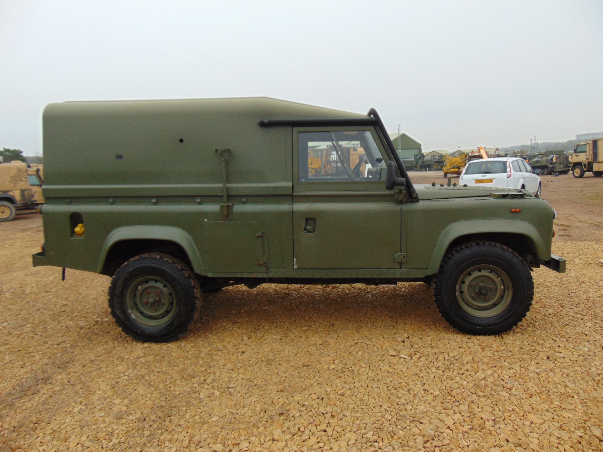 Land Rover Defender TITHONUS 110 Hard Top - Image 5 of 18