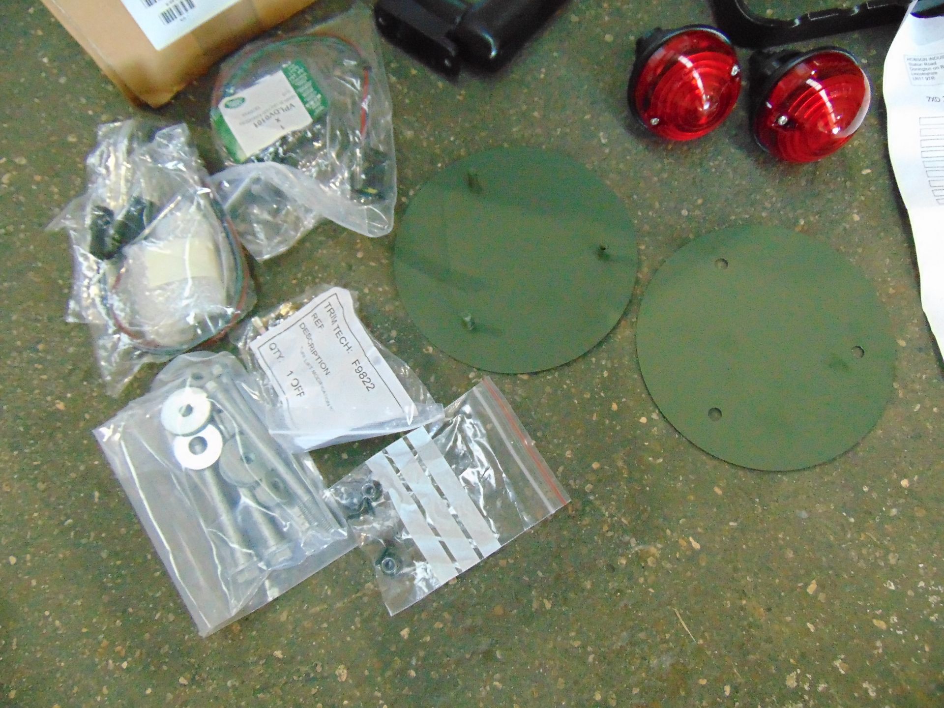 10 x Land Rover 90/110 Hard Top Modification Kits - Image 4 of 4