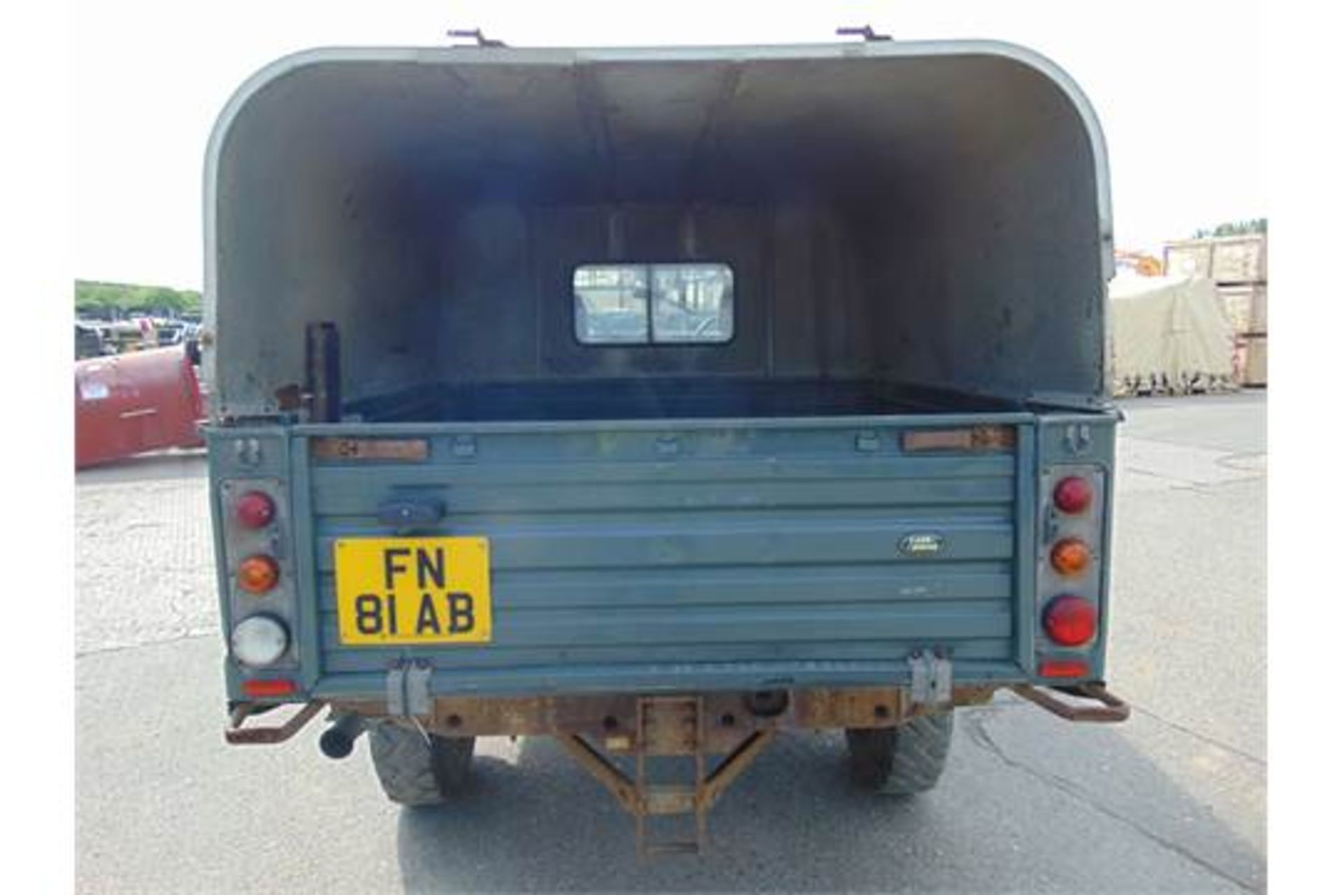 Land Rover Defender 130 TD5 Double Cab Pick Up - Image 7 of 17