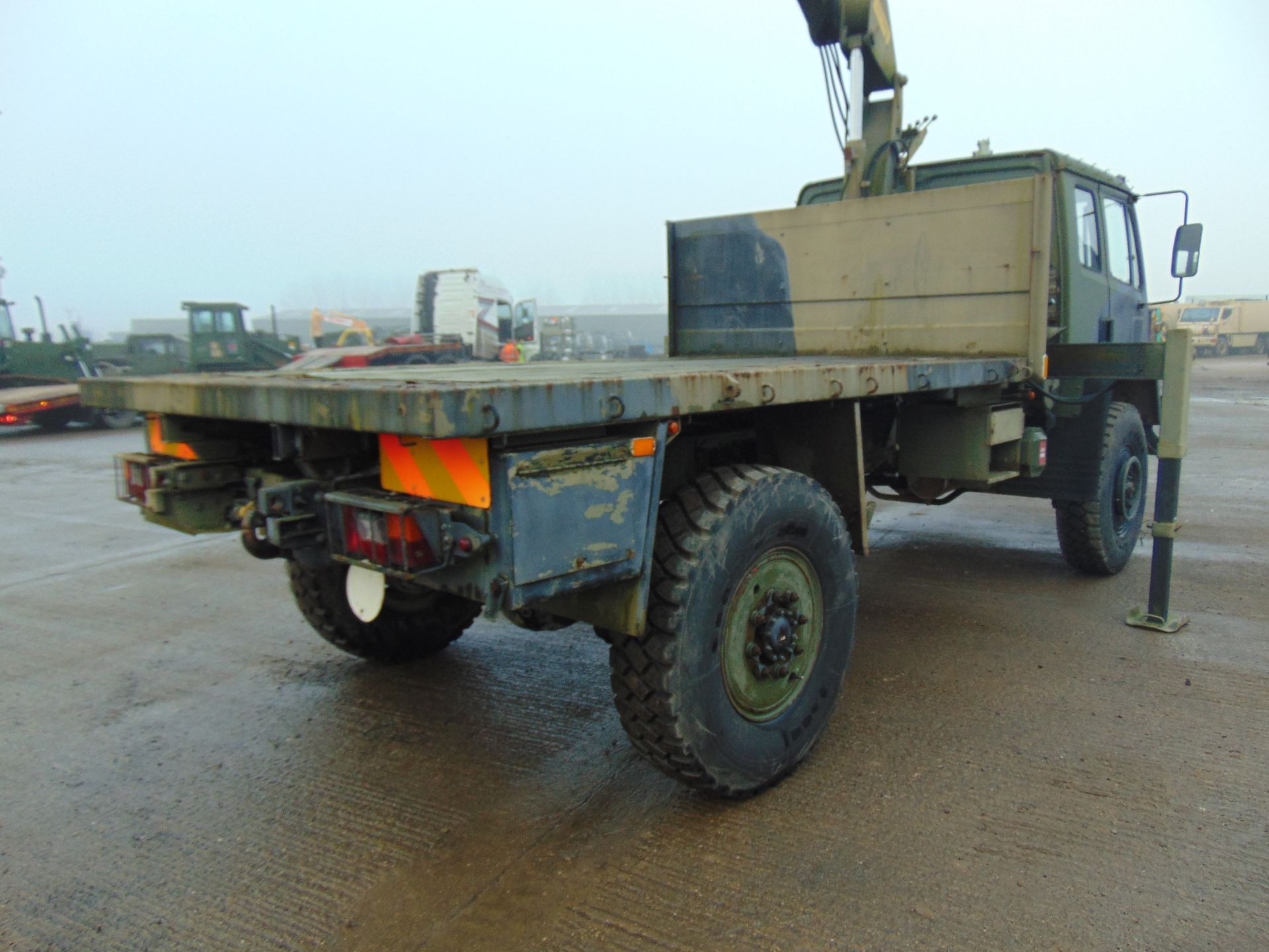 Leyland DAF 4X4 Truck complete with Atlas Crane - Image 5 of 16