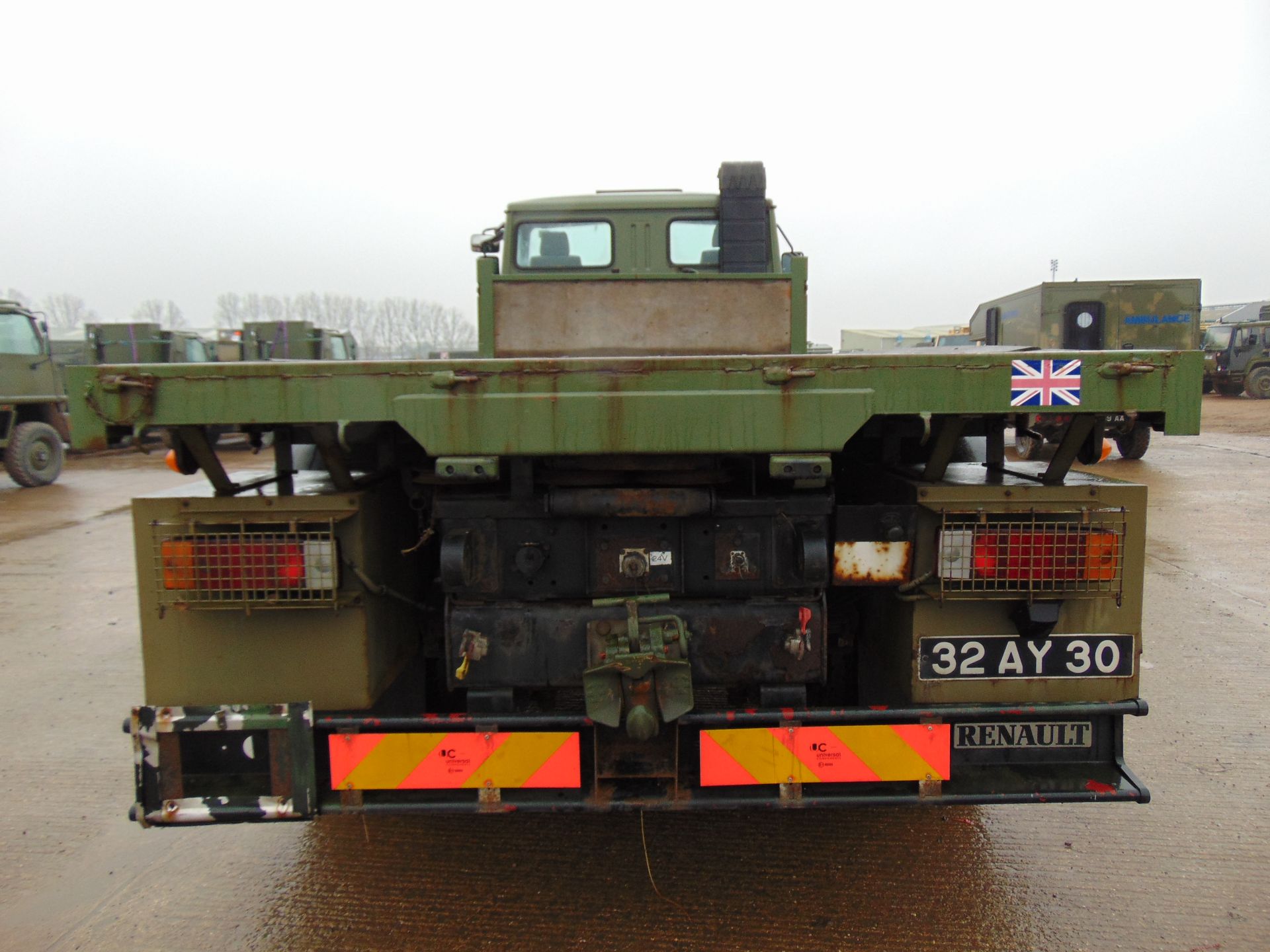 Renault G300 Maxter RHD 4x4 8T Cargo Truck with fitted winch - Image 5 of 16