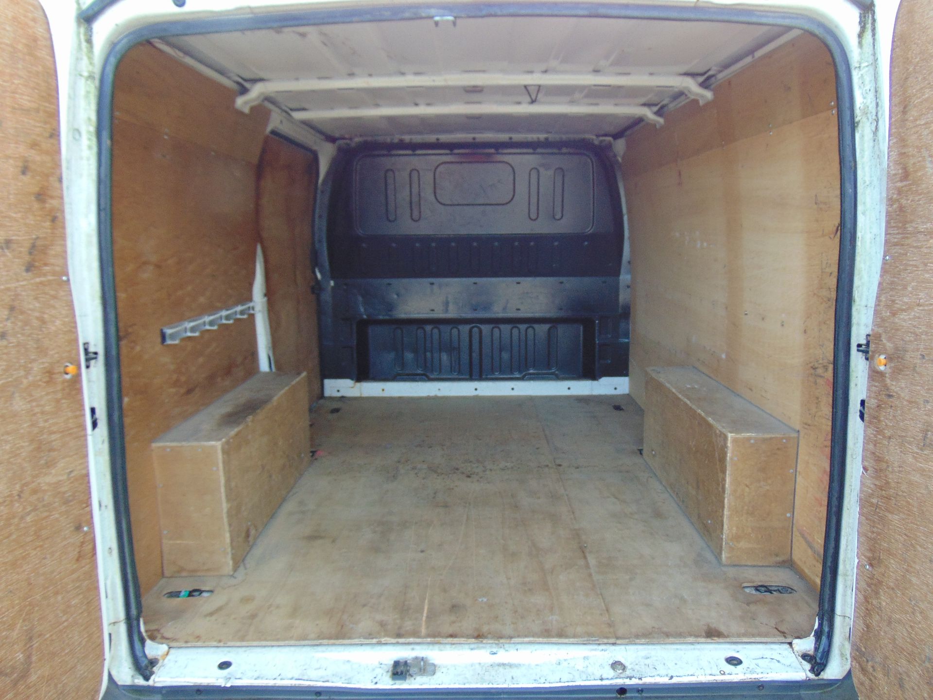 Ford Transit T260 Panel Van - Image 14 of 18