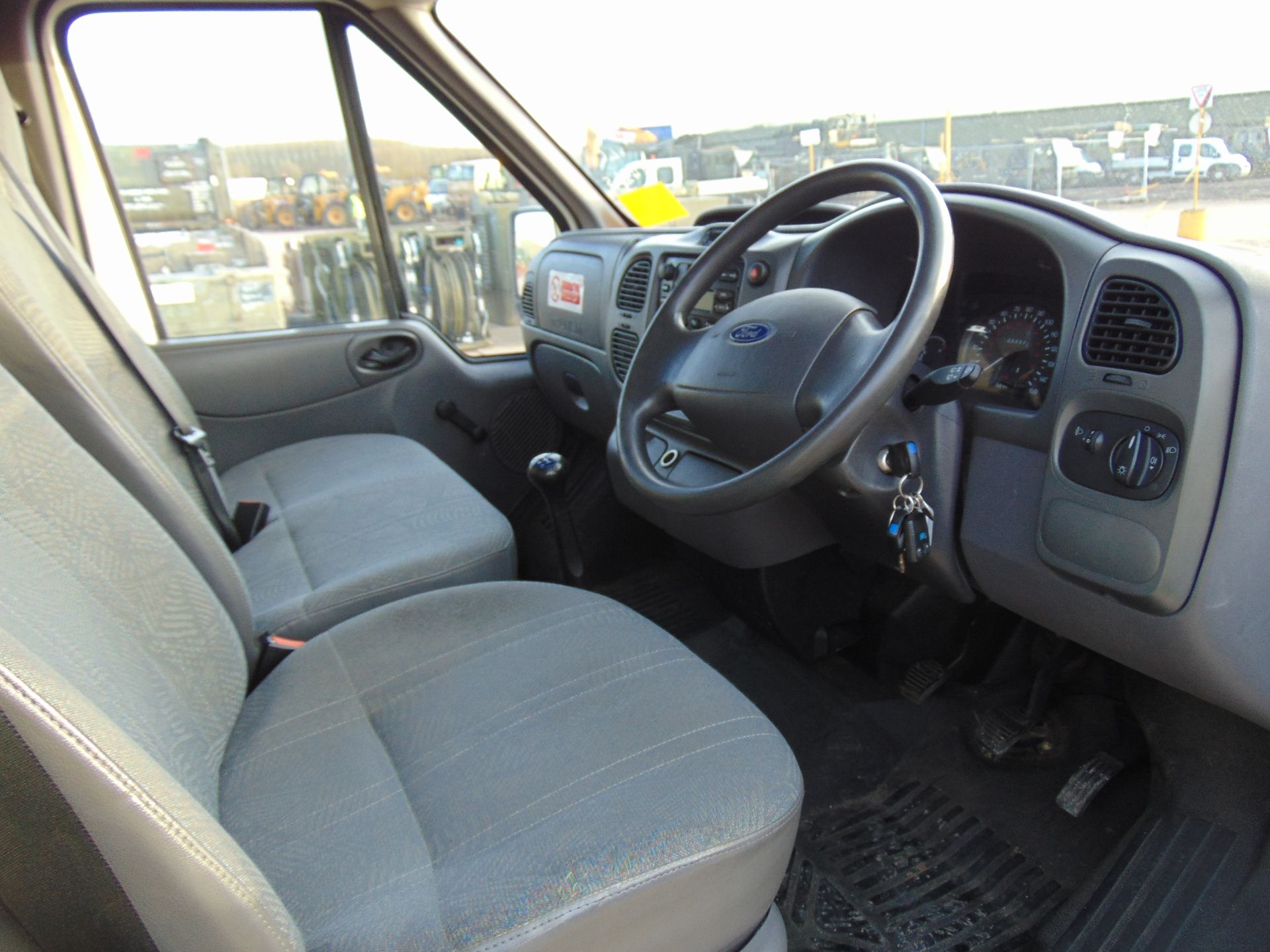 Ford Transit T260 Panel Van - Image 11 of 17