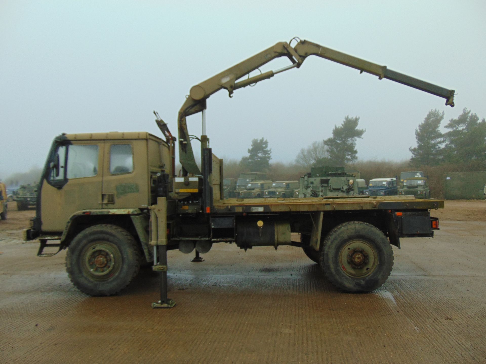 DAF 4X4 Truck complete with Atlas Crane - Image 4 of 18