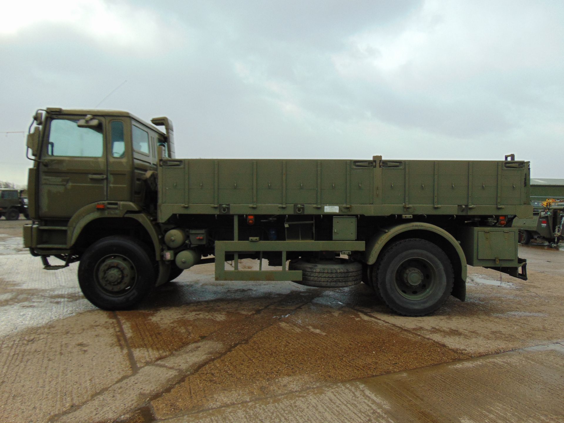 Renault G300 Maxter RHD 4x4 8T Cargo Truck with fitted winch which - Image 4 of 15