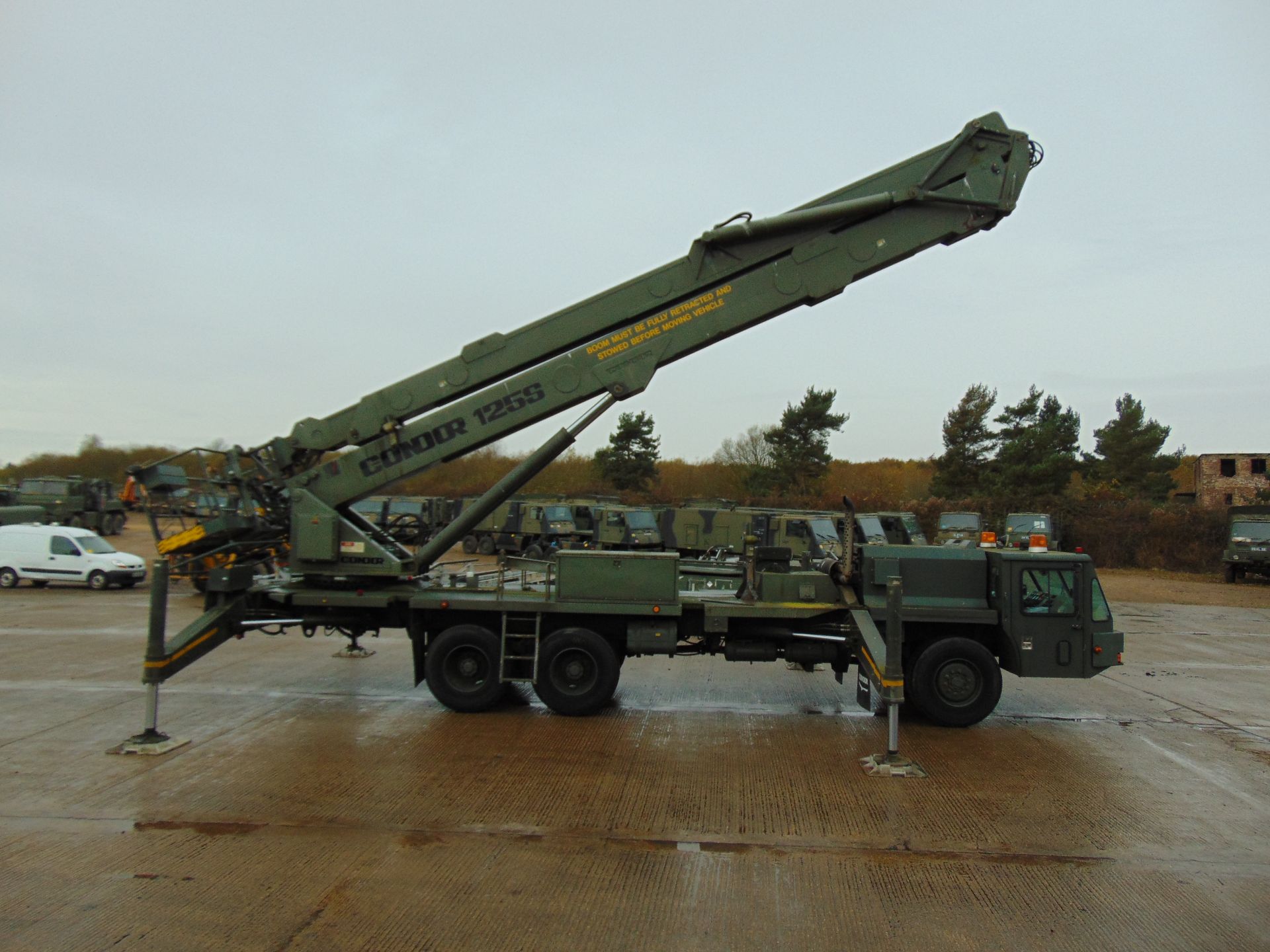 Condor 125S Elevating and Rotating Aerial Work Platform on 2000 Sabel 6x6 Truck - Image 30 of 32