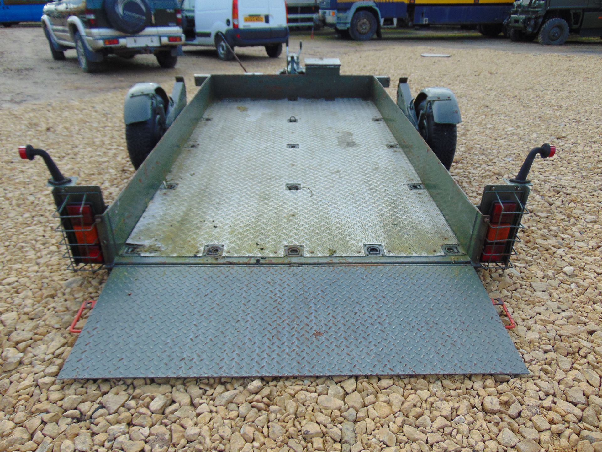 single axle Lolode King Hydraulic Lowering Trailer - Image 8 of 13
