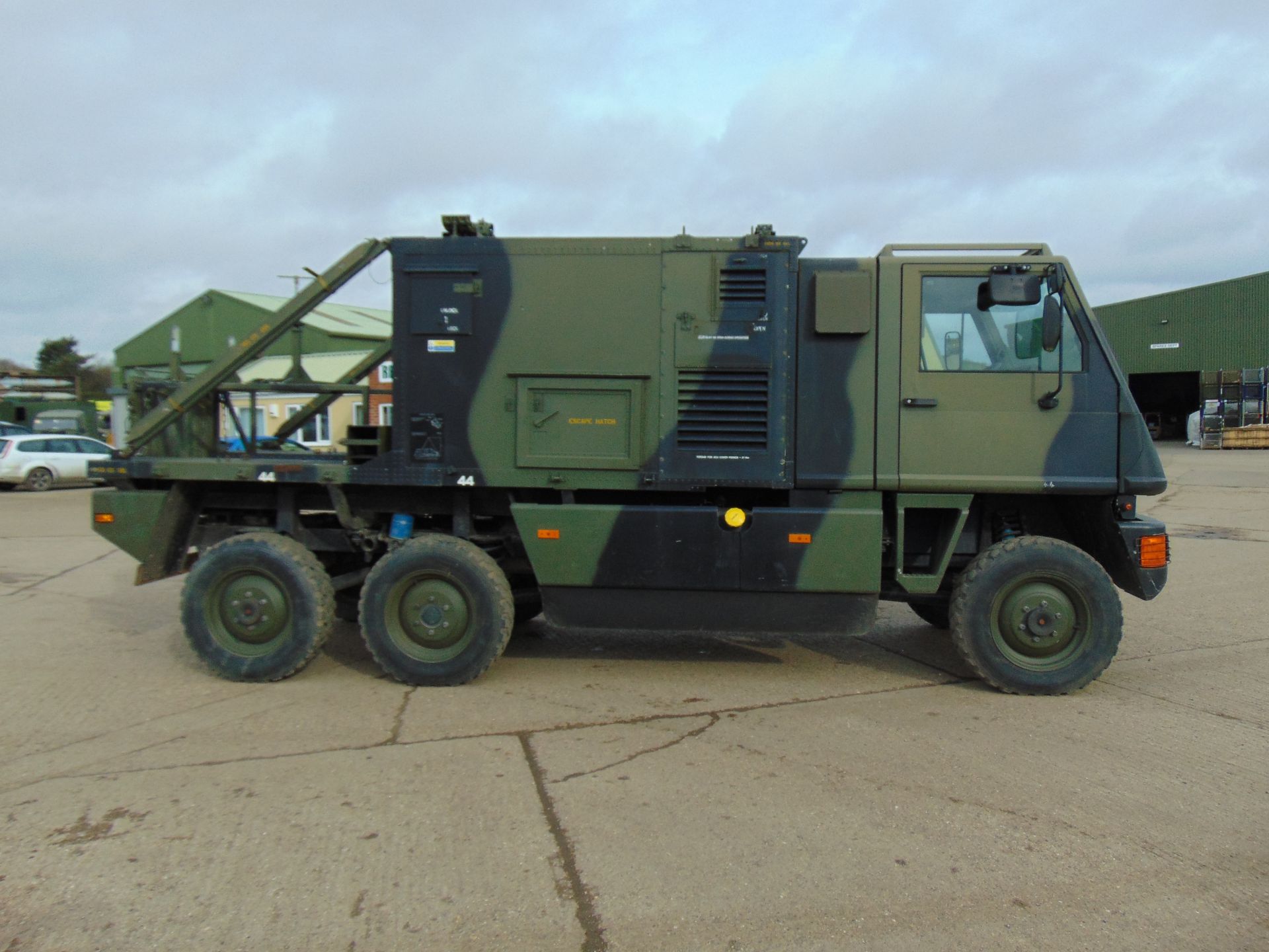 Ex Reserve Left Hand Drive Mowag Bucher Duro II 6x6 High-Mobility Tactical Vehicle - Image 5 of 16