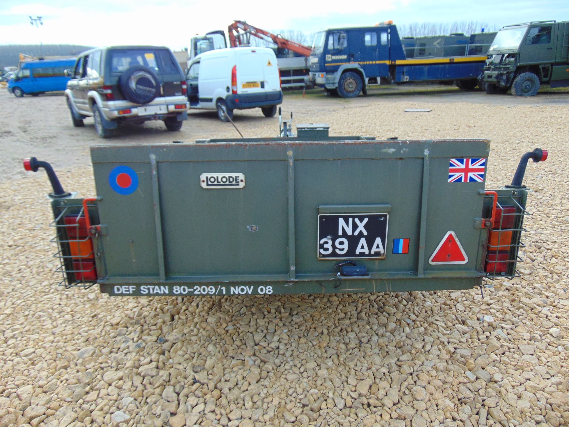 single axle Lolode King Hydraulic Lowering Trailer - Image 3 of 13